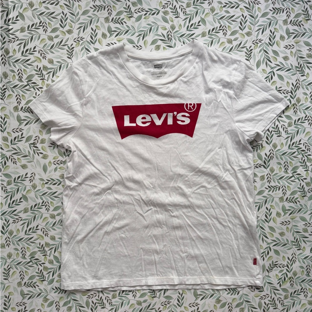 Levi’s Tee